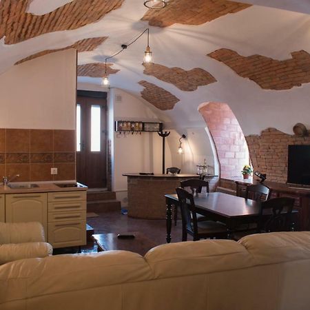 Wine Studio Central Residence سيبيو المظهر الخارجي الصورة